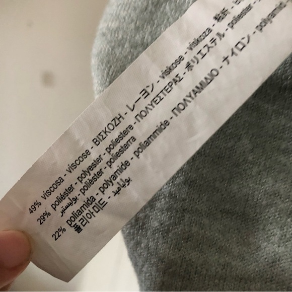 Zara Grey Knit Crop top/bra top - Picture 4 of 7